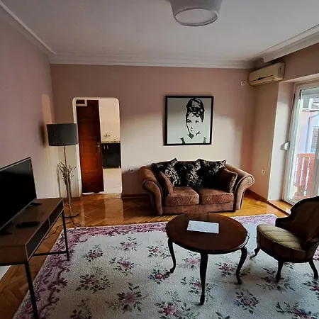 Apartament Pavle *